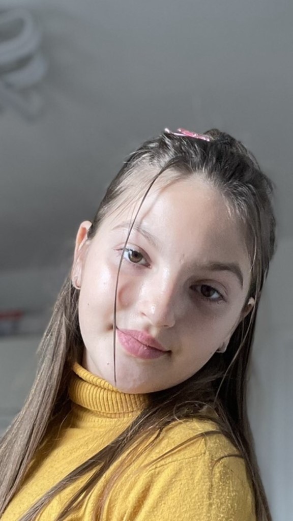 Adea Bislimi